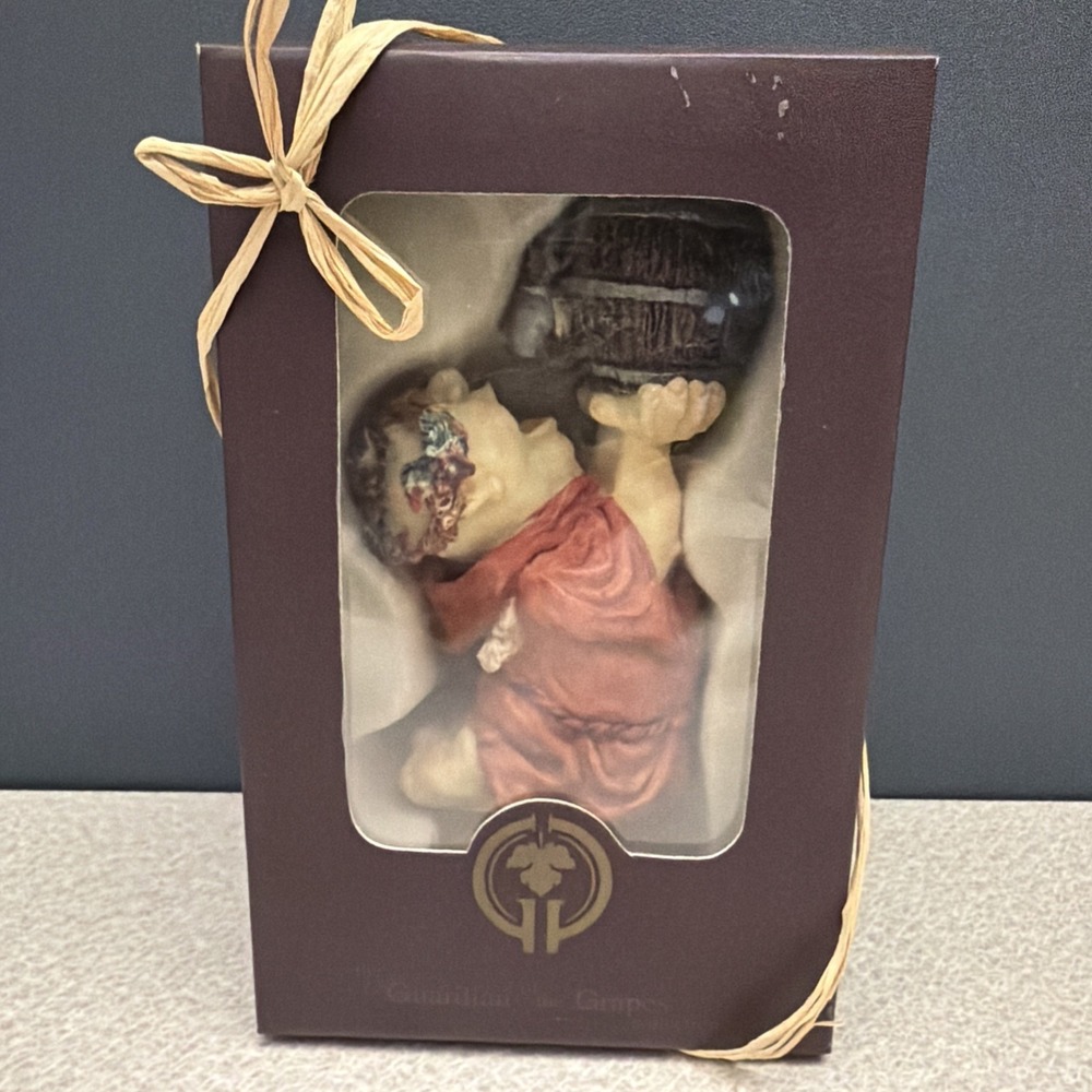 VTG NIB '98 Guardian Of The Grapes Wine Bottle Stopper Cork Carrie Olsen-Garrard